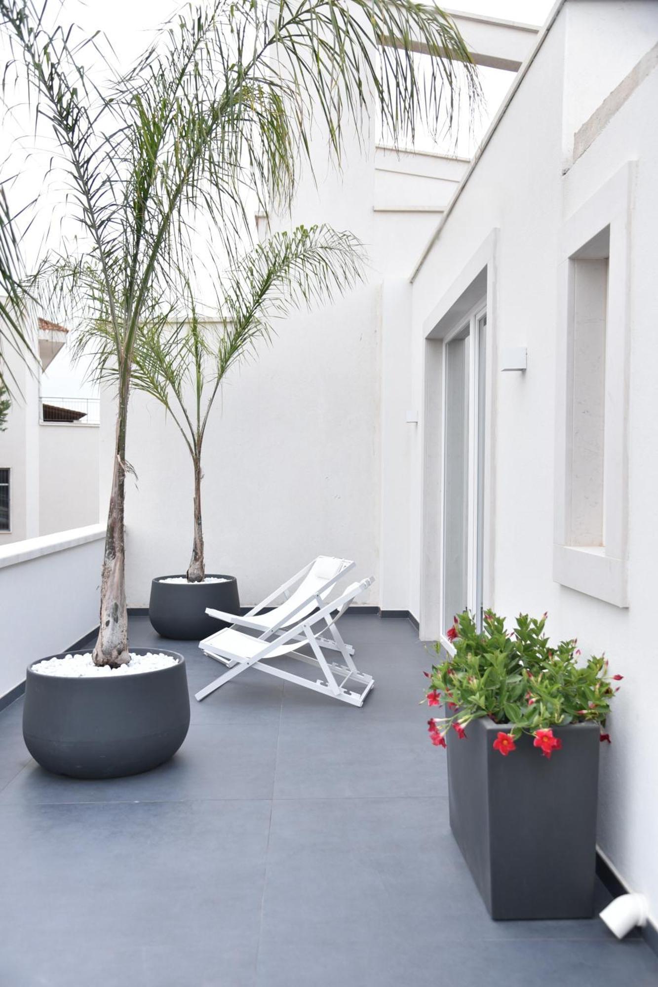 Palms Suites Fasano Exterior photo